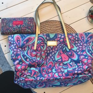 Lilly Pulitzer bag and wallet
